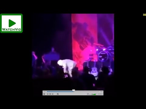 Meat Loaf collapses on stage in Edmonton Canada (REAL VIDEO) June 16 2016