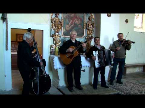 Udruga amatera zborskih pjevača Kupljenovo - Kleči djeva pred oltarom