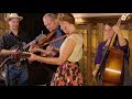 Foghorn Stringband - Fall On My Knees / Lost Girl