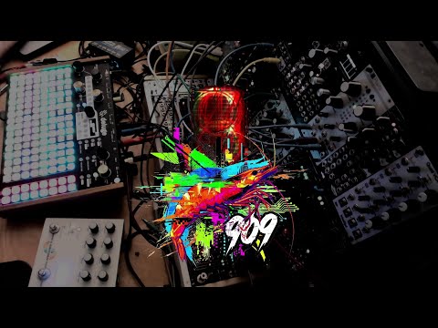 Ambient Techno Live Jam // GSG SynthOn 909 2025