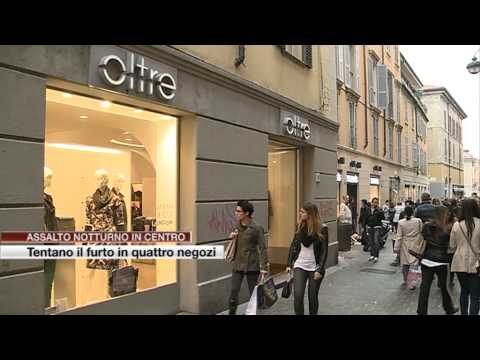Etg - Assalto notturno in centro. Tentano il furto in quattro negozi