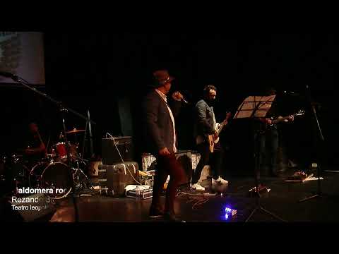 Rezando solo del indio solari y los fundamentalista ,interpretado por Maldomera Rock.