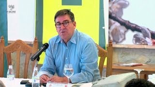 preview picture of video 'Conferencia de Juan Torres Contra la crisis, otra economía y otra forma de vivir'