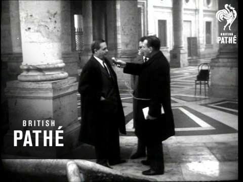 Shah Of Iran Has Spa Treatment (1964)