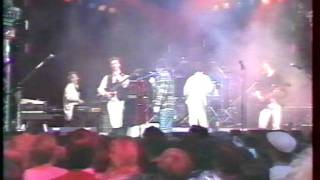 Frankie Goes To Hollywood - Relax + Born To Run - LIVE 1985