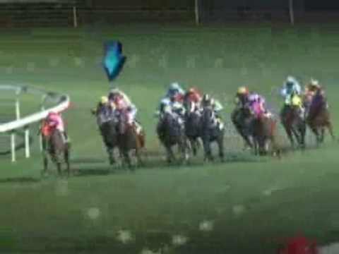 D Whyte pushing out his mount rather than resorting to the whip