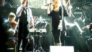 Alfie Boe &#39;Impossible Dream&#39; duet w/ audience member