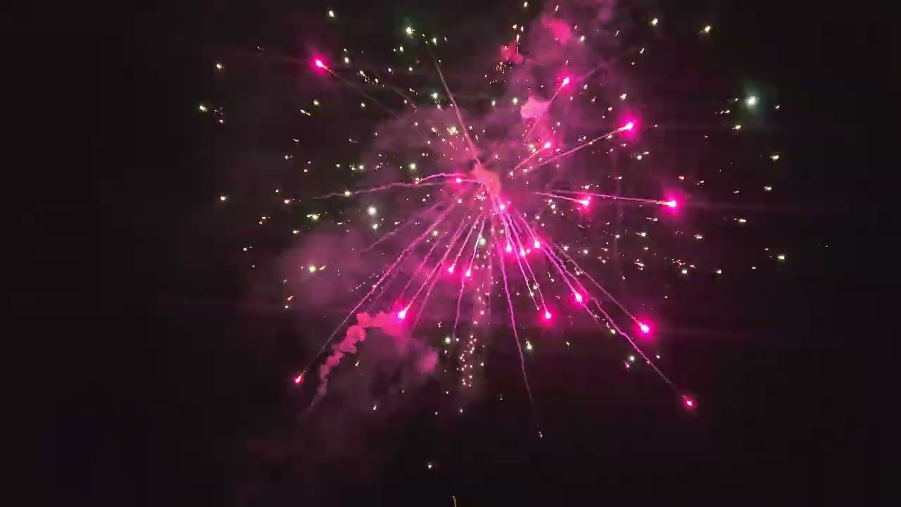 Masters of the Universe 1/1 firework cake demo!!