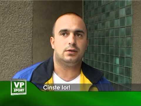 Cinste lor!