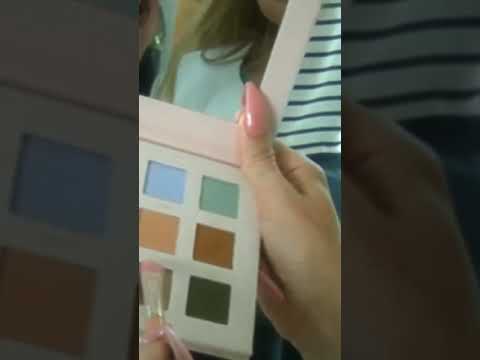 Ashley Park’s #FullFaceJouer by Jenna Nicole for the SAG awards #ashleypark #sagawards #emilyinparis