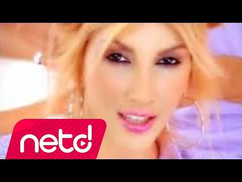 Videoclip de Bu Yüzden — Hande Yener