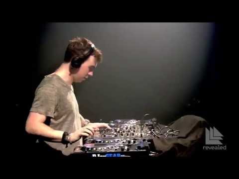 Hardwell Live @ Hardwell Presents Revealed PTA ADE 2013 ID - ID 3 #hardwellrevealedadeID3