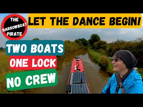 Solo boaters, Big Locks, No crew! | Exploring Beeston Castle