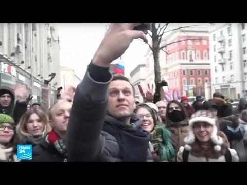 روسيا إطلاق سراح المعارض أليكسي نافالني بعد اعتقاله لفترة وجيزة في موسكو