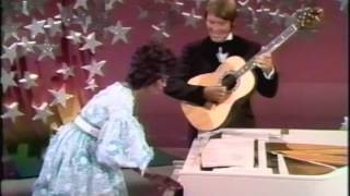 Glen Campbell/Dionne Warwick Sing "I Feel the Earth Move"