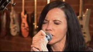 Dolores O&#39;Riordan - Zombie @ True Music on HDNet