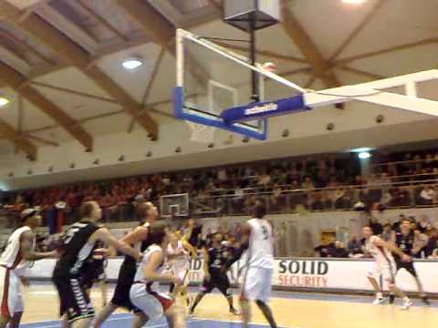 Fragment z meczu Polonia - Czarni (2)