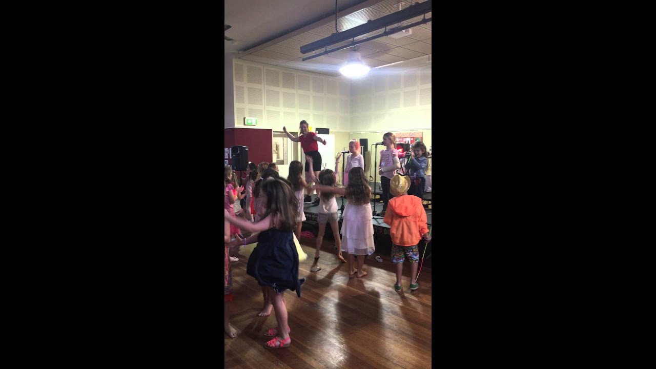 Primary School Disco Entertainment - Happy