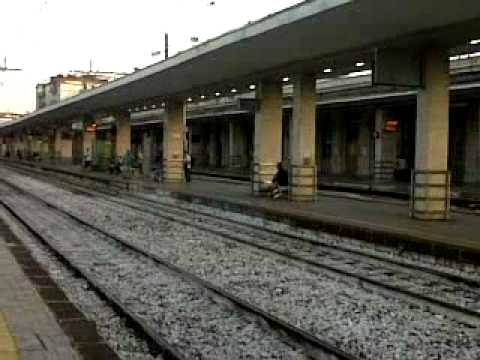 Stazione di Salerno la partenza dell'ETR 575 ITALO di NTV + ICN+Minuetto