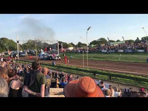 Twin Rolls Royce Griffon V12 powered tractor puller at Great Eccleston 2022 (6000hp!!!)
