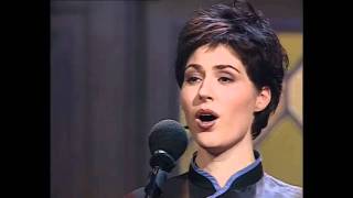 Welcome together with Sissel in musical shop -  En rose så jeg skyde!