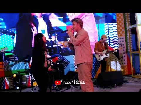 Nyanyi sama siapa? Rizky febian - BERPISAH ITU MUDAH di daihatsu urban fest 2019