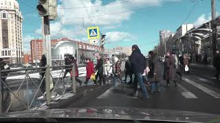 Возрастной Водитель просто зажигает.