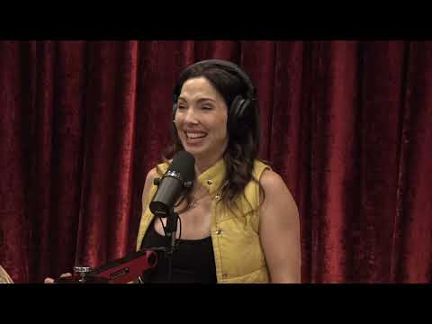 Joe Rogan Experience #2061 - Whitney Cummings