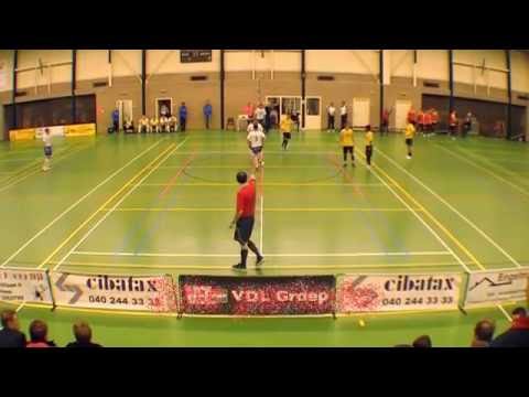 Ciba/Vdl 1 - LeeksterEagles 1 (27-11-2009)