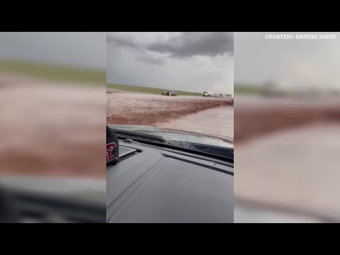 Flooding between between Seagraves and Seminole