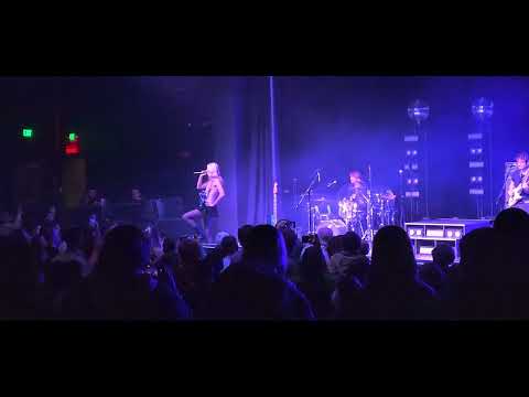 Blu detiger- Crash course