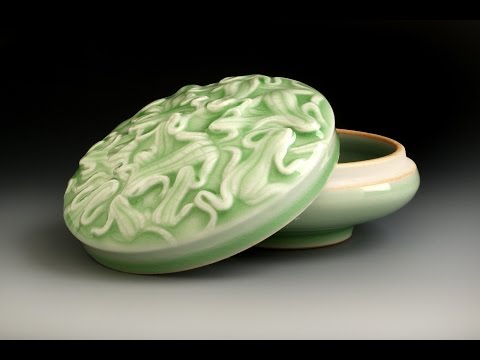 Ceramic Artist - Elaine Coleman