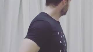 Hugh Jackman cantando From Now On |Singing|