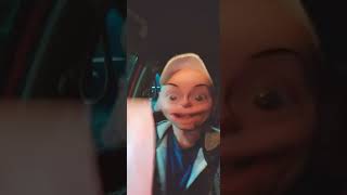 Dolly Can I PLEASE have Your Autograph