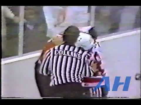 NHL Oct. 18, 1982 Garry Howatt,NJ v Darryl Sittler,PHI x2 Clips New Jersey Devils Philadelphia Flyer
