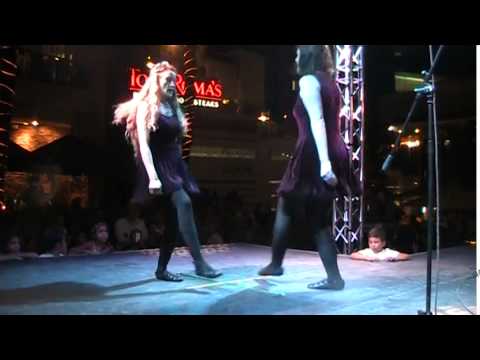 Dancing Clovers junto a Keltoiband en Parque Arauco