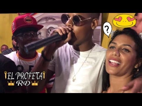 El ProfetaRD VS  R8 En La Casa Peleando Por Una 😍Venezolana😍