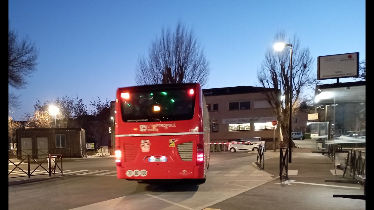 [Pays d'Aix Mobilité] Mercedes Intouro sur la ligne 161 destination Trets