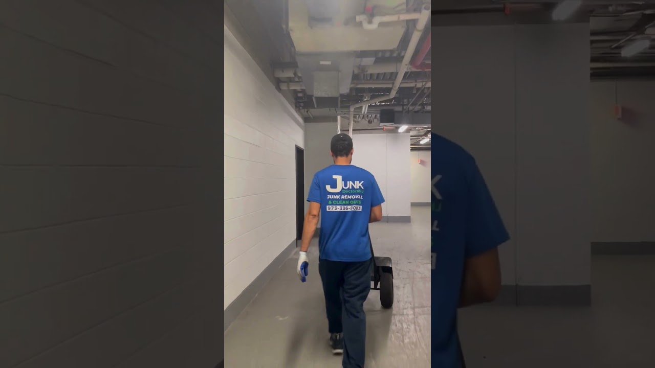 Apartment cleanout video thumbnail — JunkDoctors team in action