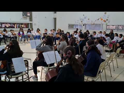 Camerata de Cuerdas- Presentación en Proyecto Escuelas "i" con Orquesta Latinoamericana