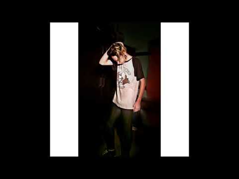 Mega Muevelo (Corto) -  Alan RMX