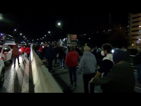 Dpcm, manifestazione a Cosenza: bloccato lo svincolo dell'autostrada