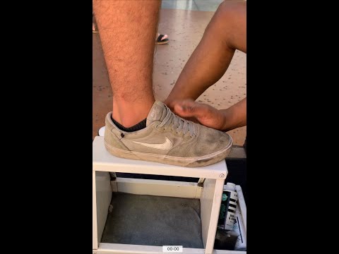 image-Do Nike shoes use real leather?