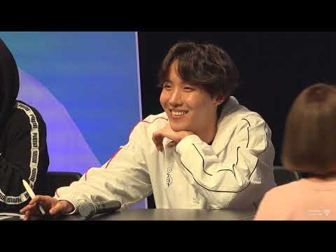 180408 [3/5] BTS Puma Turin fansign 4K (J-Hope focus)