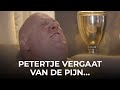 Peter wordt GEMARTELD door AFVALAPPARAAT! | Familie Gillis