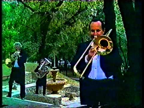 Moldova-Brass 04. Leonard Bernstain - Suita din muzicliul "West Side Story"