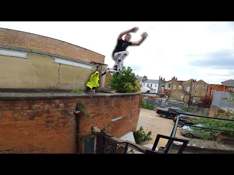 PARKOUR VS SECURITY POV