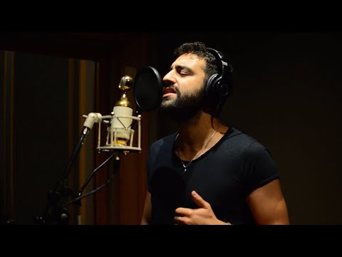 I GRIEGA - Huellas (Videoclip Oficial)