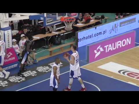 Curtis Millage - efektowne 2+1!