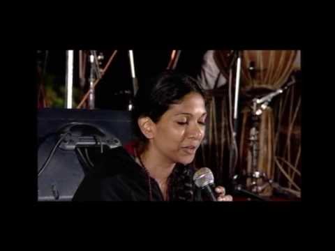 Kutumba and Anusheh Anadil (song: Janate hoy bhabe abeshe a Bangoli song)